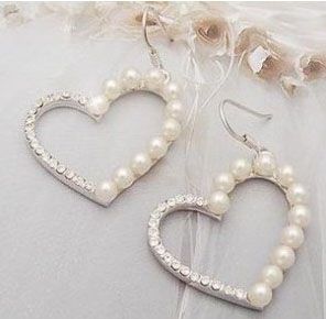 Lovely Heart Earrings H205