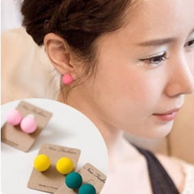 B65 Candy Coloured Fashion Ear Studs