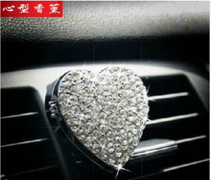 Diamond heart-shaped car fragrance