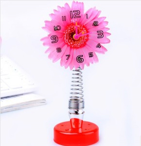 158116 Small floral table alarm clock