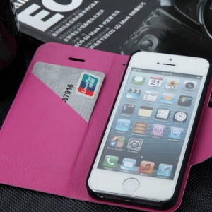 Iphone 5 / 5S  leather flip cover