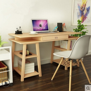 Desk+chair