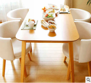 预售-北欧简约现代实木餐桌套一桌+四椅